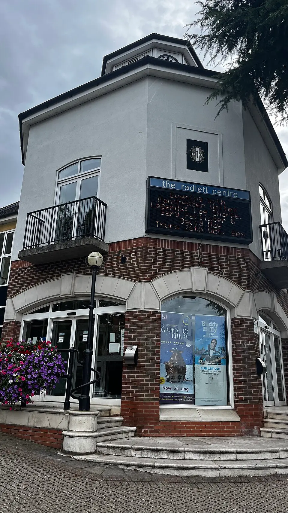 Radlett Centre