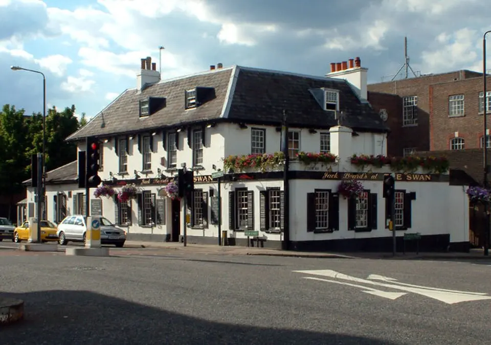 Image: Philip Talmage · CC BY-SA 2.0 West Wickham