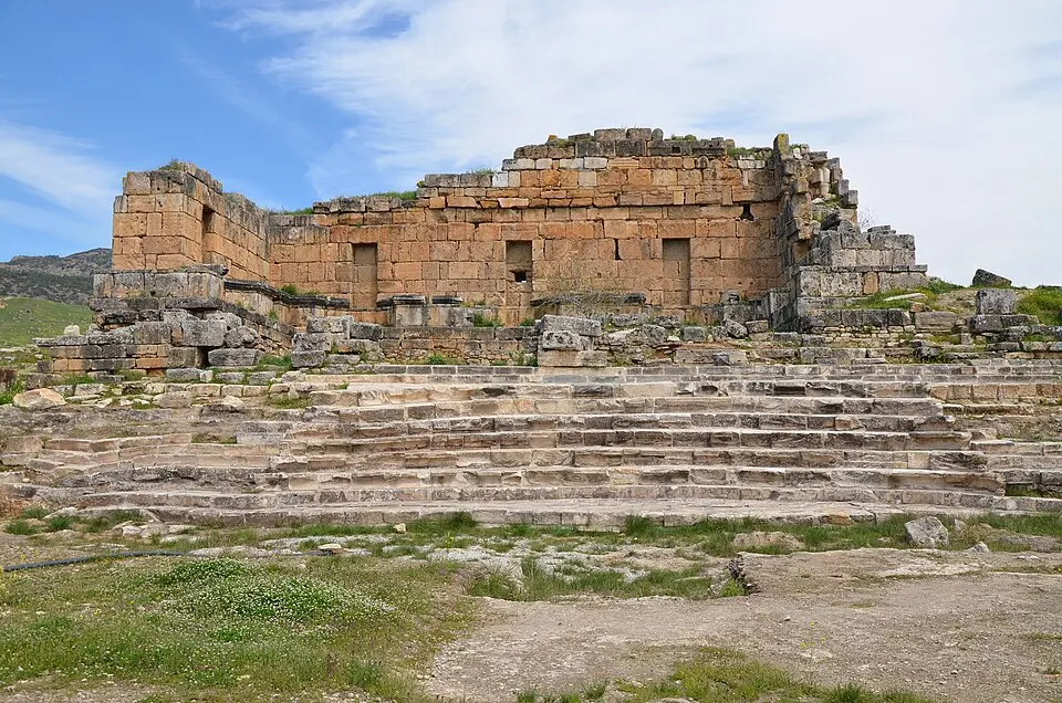 Tapınak Çeşmesi