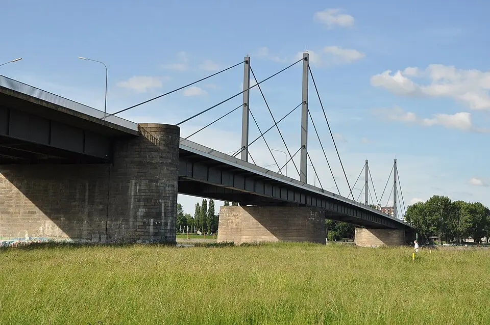 Theodor Heuss Bridge