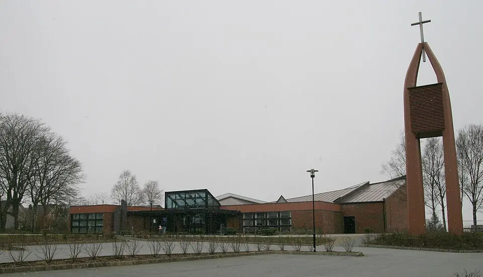 Tjensvoll kirke
