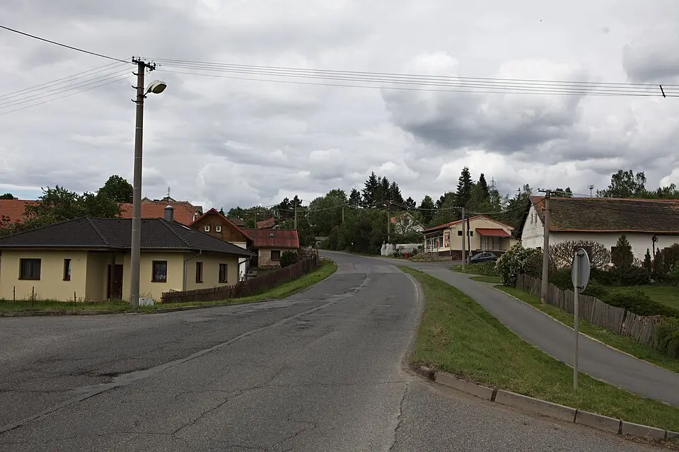 Tlucná