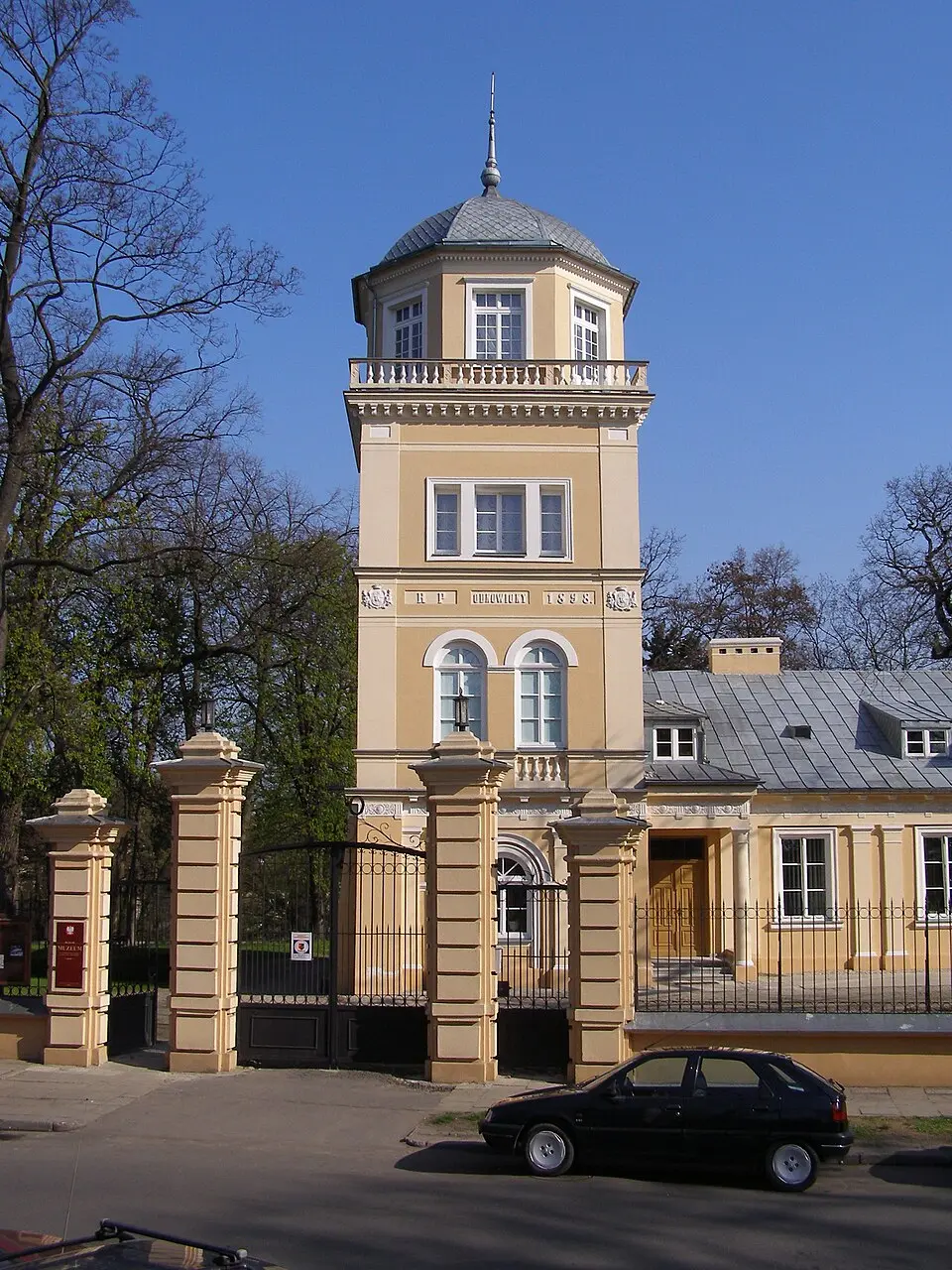 Muzeum im. Antoniego hr. Ostrowskiego w Tomaszowie Mazowieckim