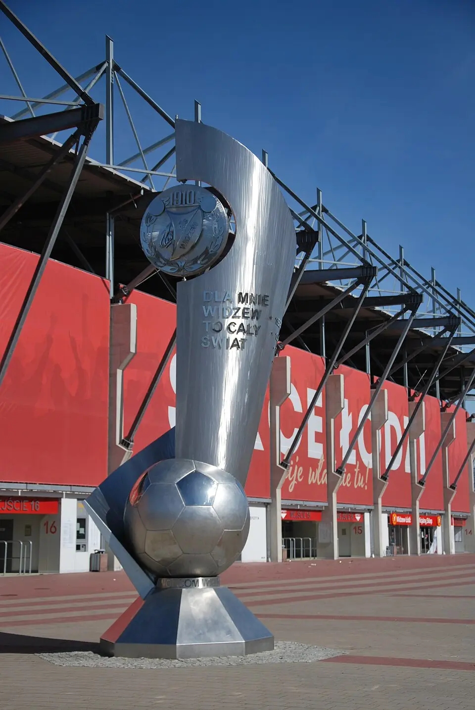 Pomnik „Twórców Wielkiego Widzewa”
