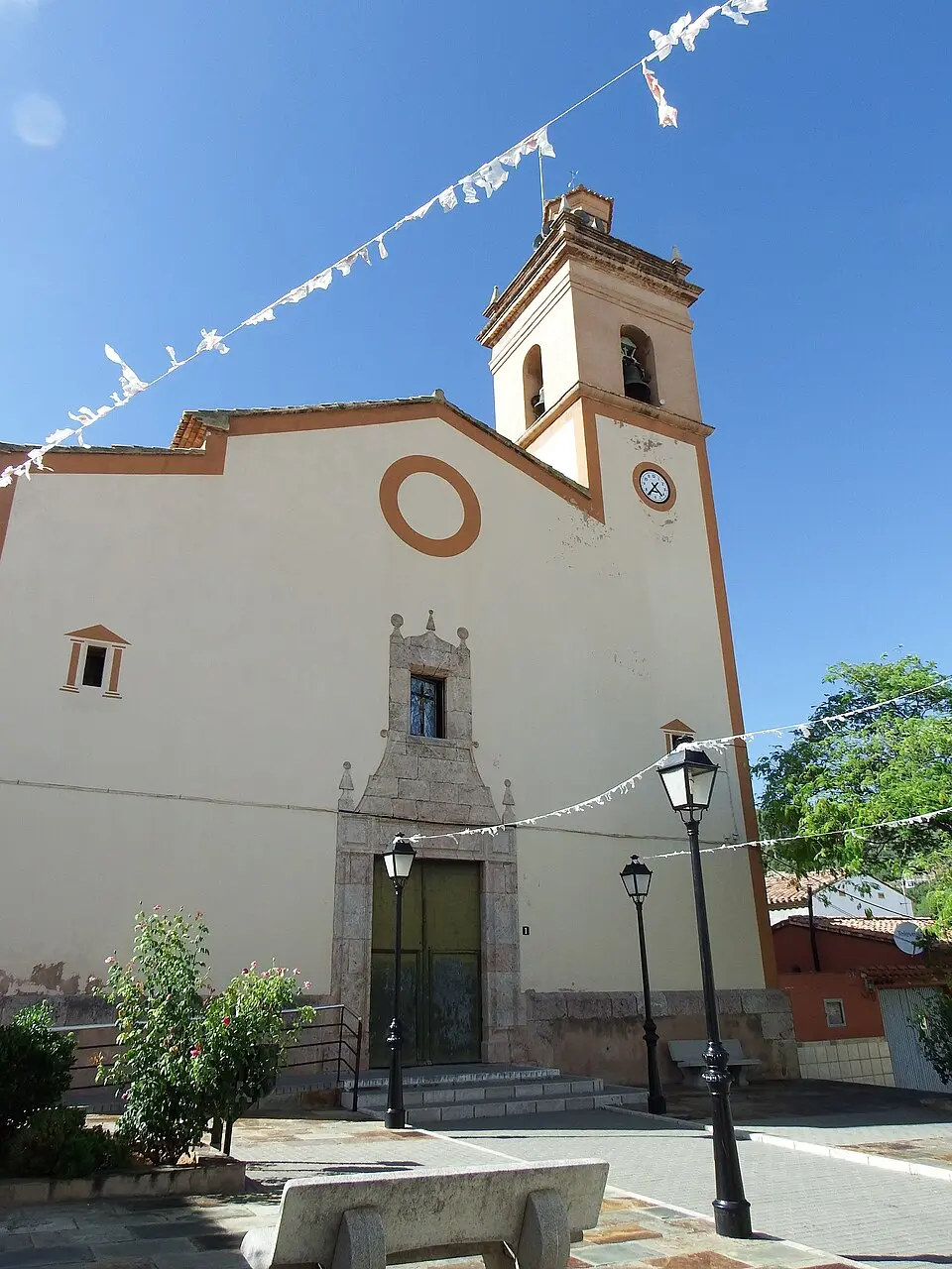 Image: 19Tarrestnom65 · CC BY-SA 4.0 iglesia Parroquial de la Purísima Concepción