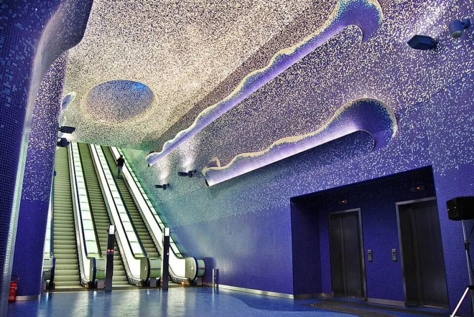 metropolitana di Napoli