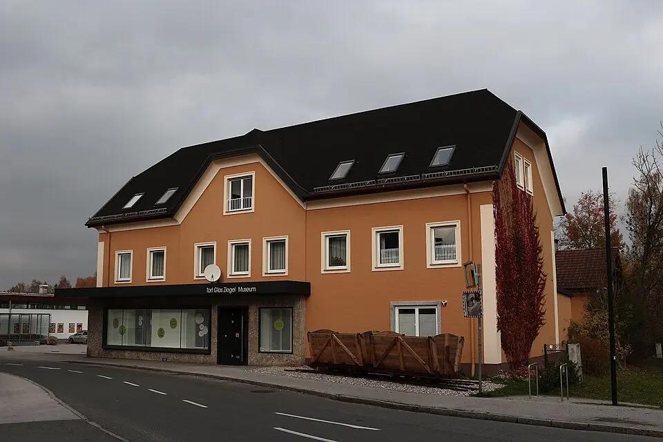 Torf - Glas - Ziegel Museum