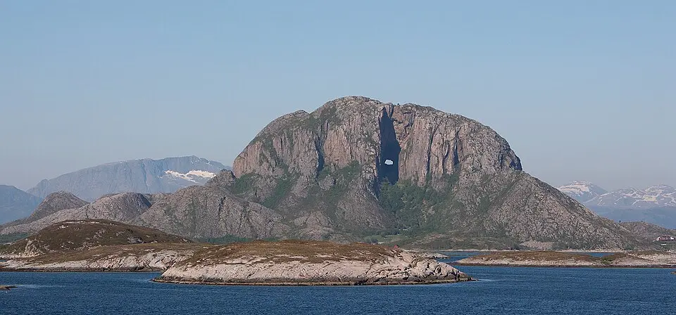 Torghatten