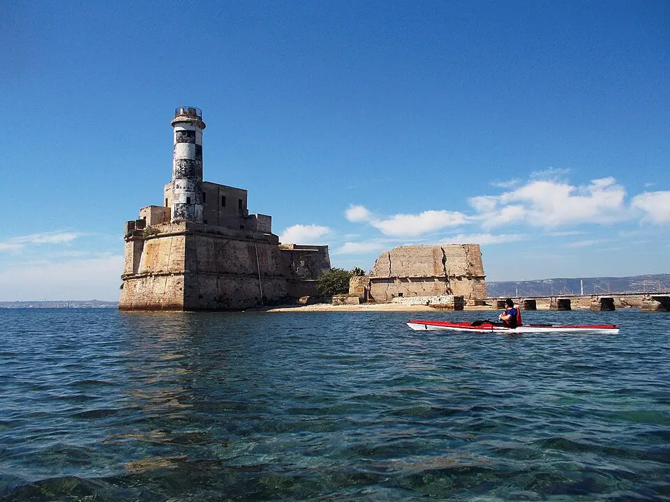 phare de Torre Avalos