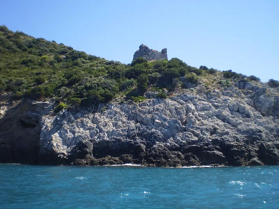 tour de Cala Moresca