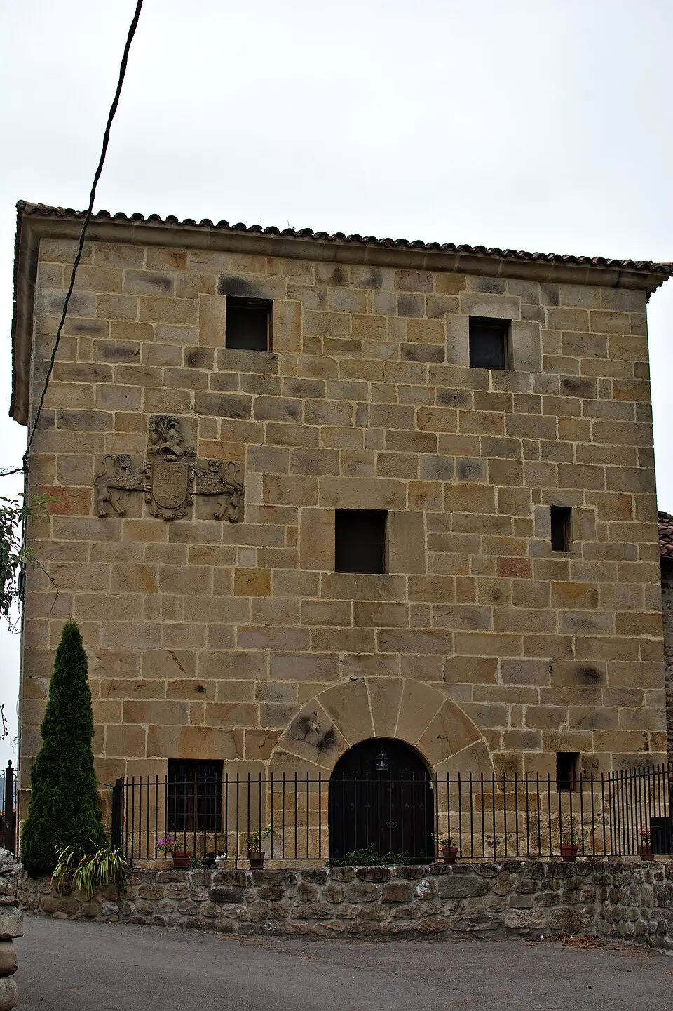 Slika: María del Milagro Bolado Tirado · CC BY-SA 4.0 Torre de Agüero