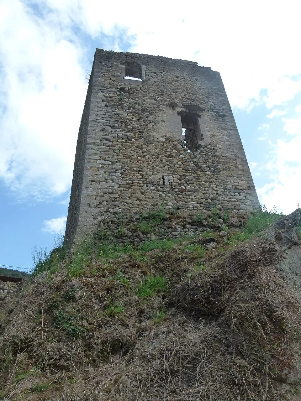 Castillo de Ribas Castillo de San Pedro)''