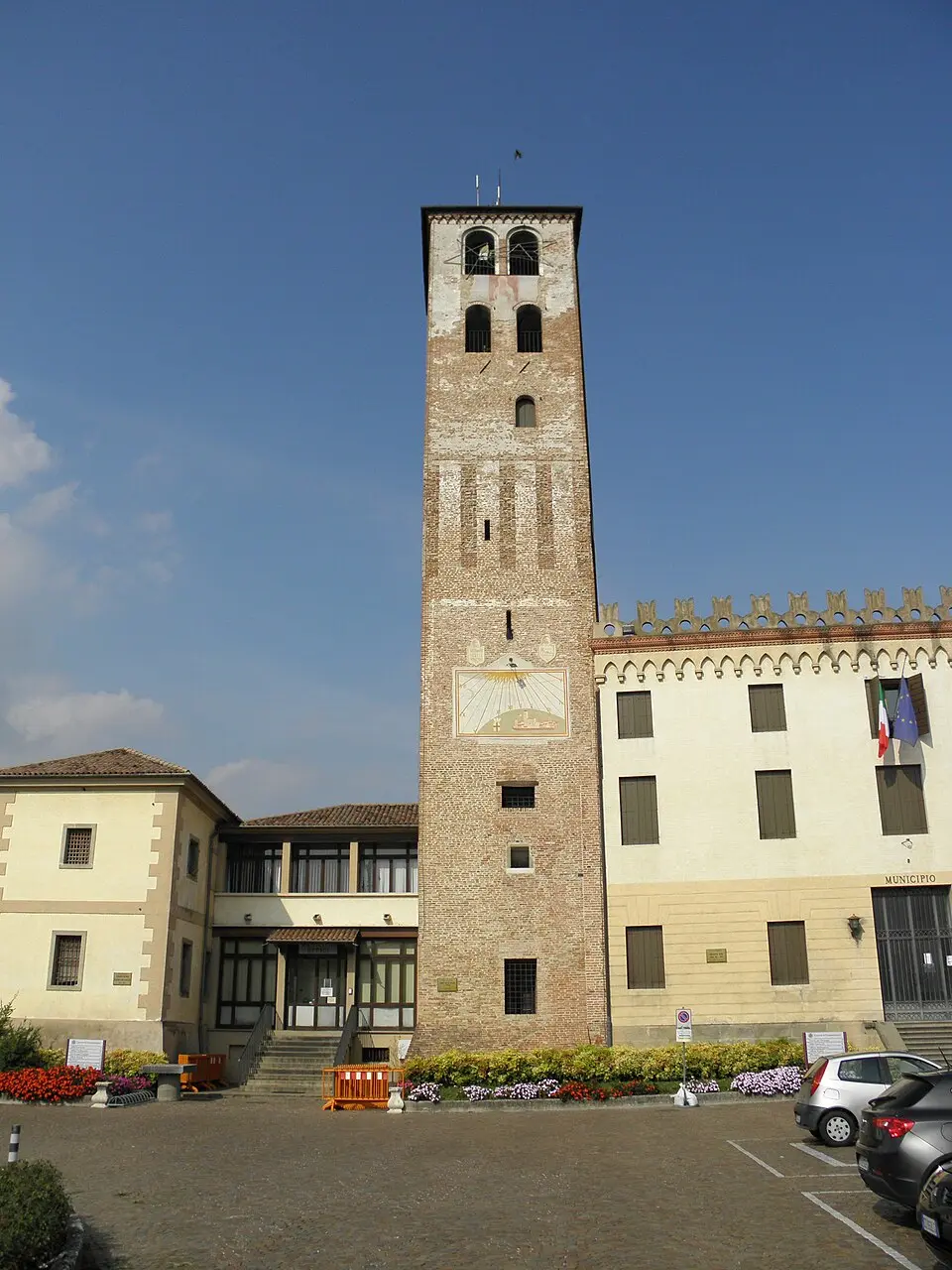 Image: Threecharlie · CC BY-SA 4.0 Torre del Castello
