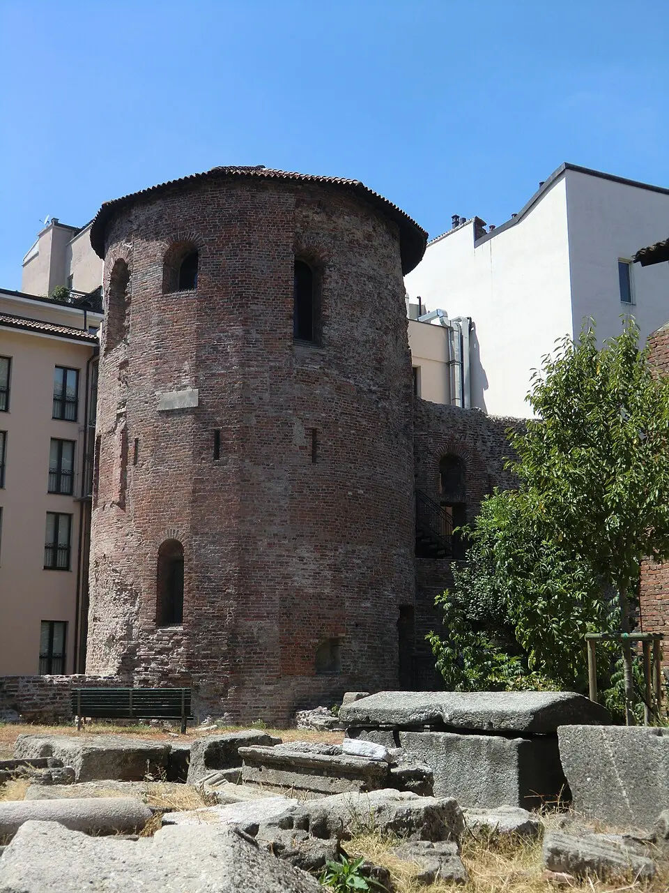 Torre di Ansperto al Monastero Maggiore