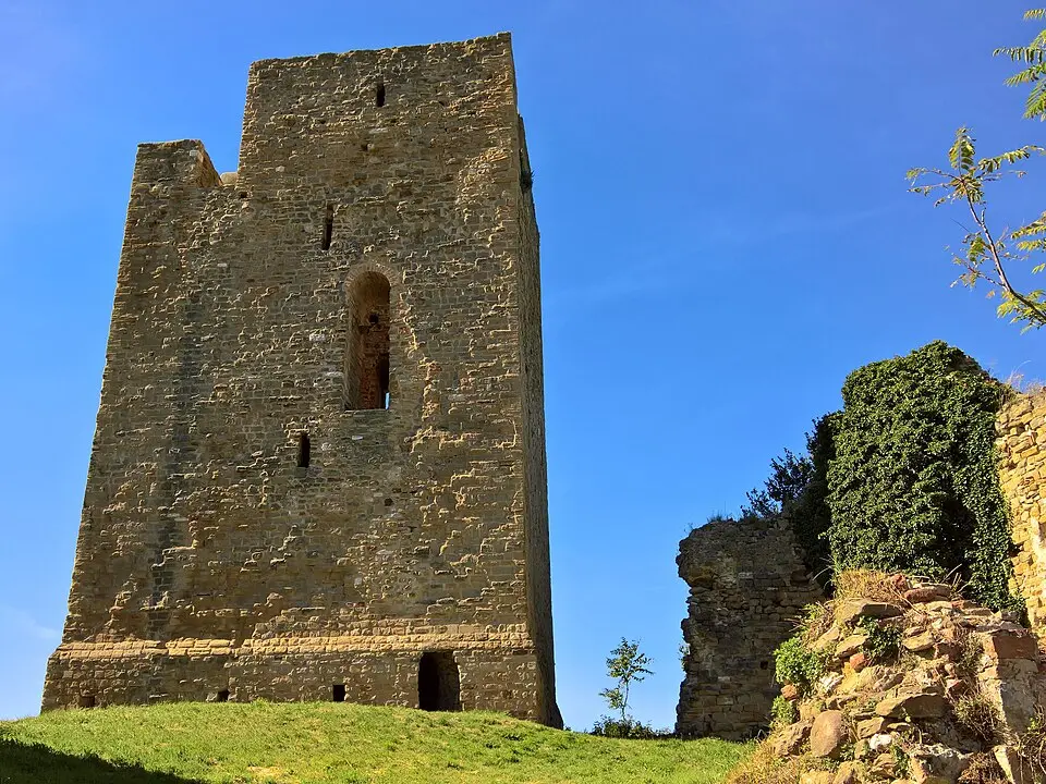 Torre di Isola