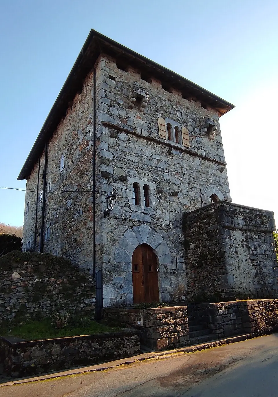 Torre de Minyurinea