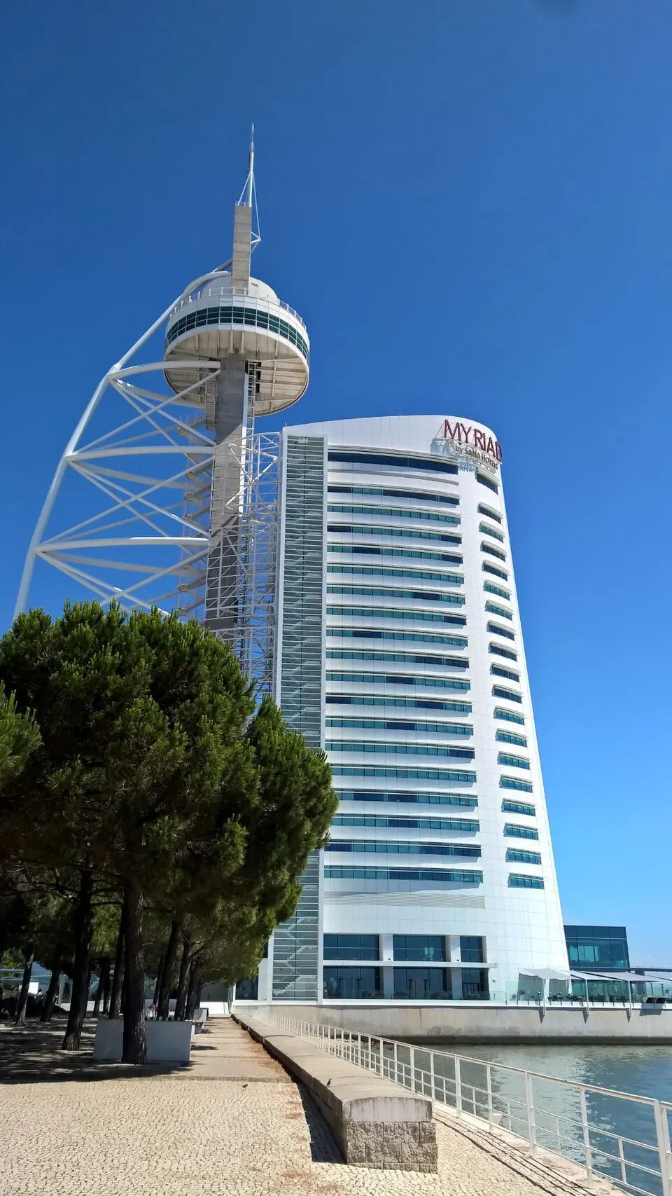 Torre Vasco da Gama