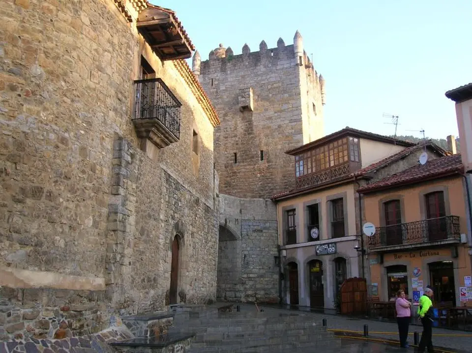 Palacio de Valdés Salas