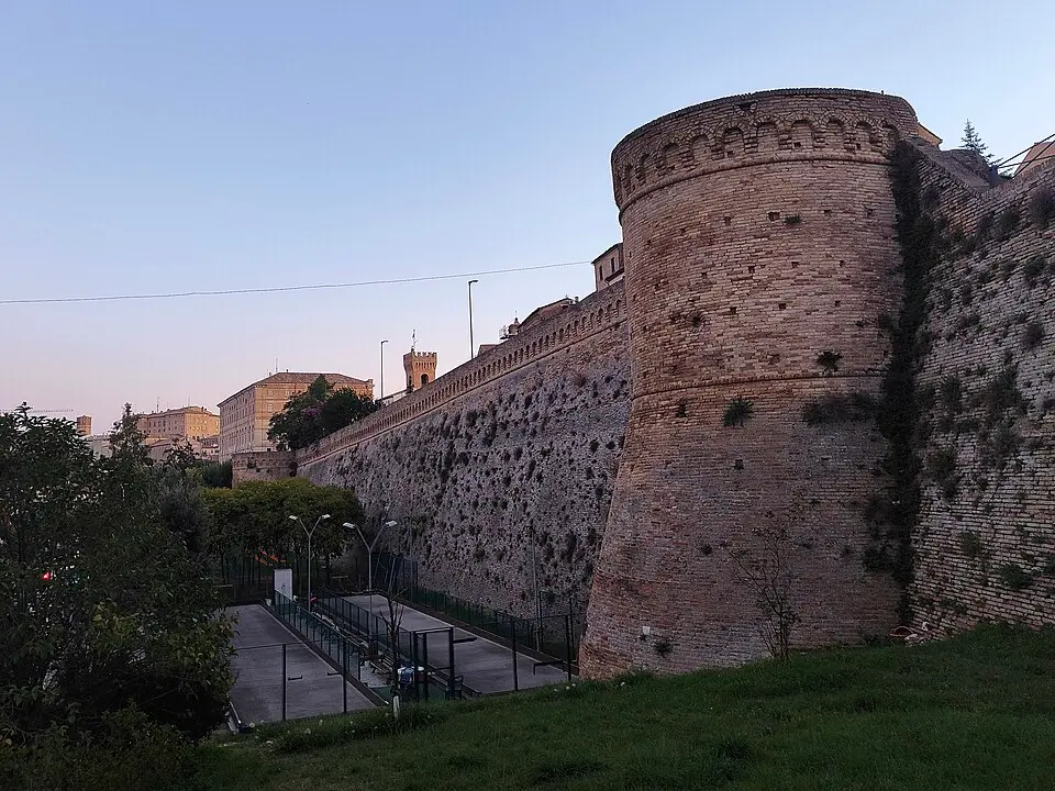 Mura e bastioni sforzeschi