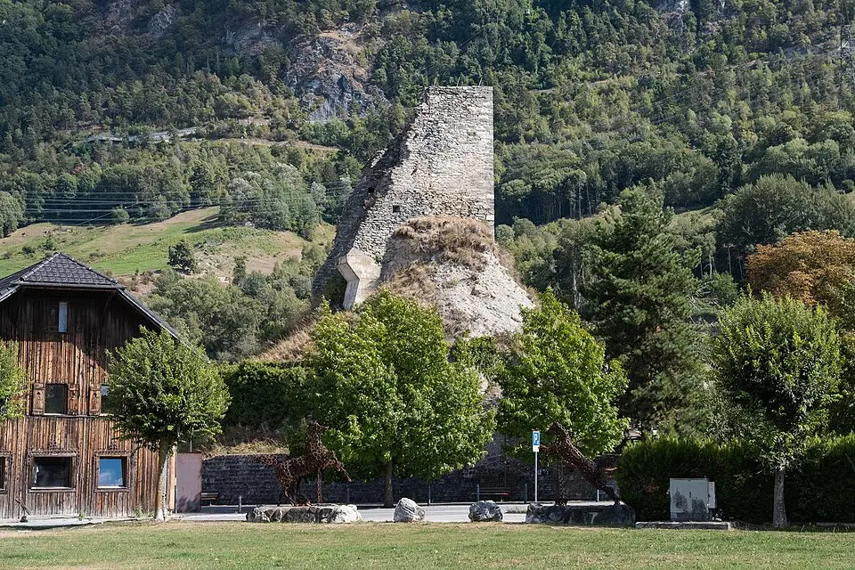 tour de Chalais