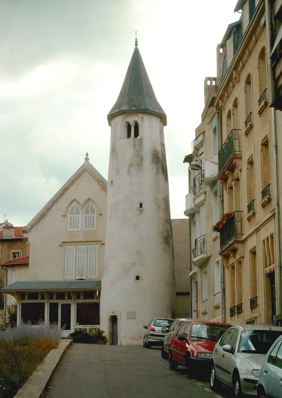 tour de la Commanderie Saint-Jean-du-Vieil-Aître