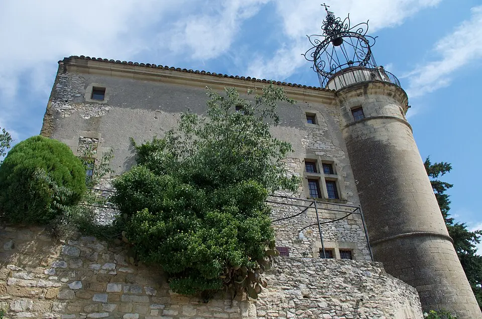 Image: Eric Walter · CC BY-SA 4.0 château de Valliguières