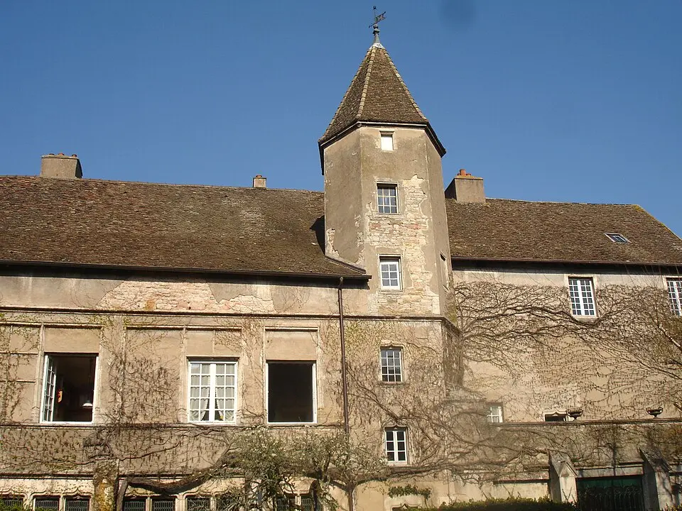 palais abbatial de Tournus