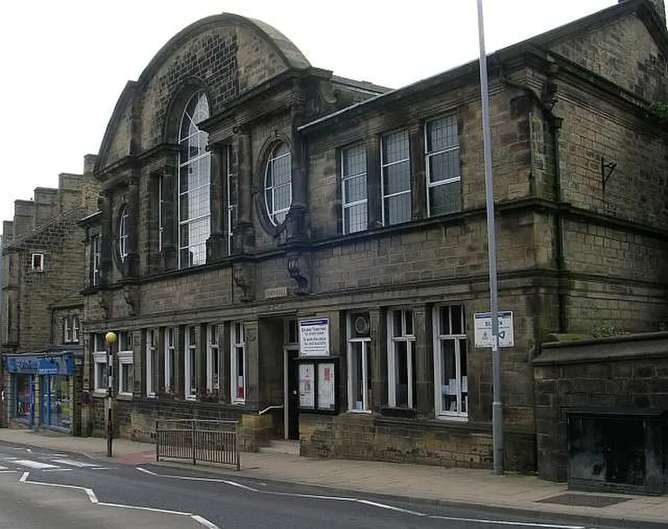 Slika: Betty Longbottom · CC BY-SA 2.0 Silsden