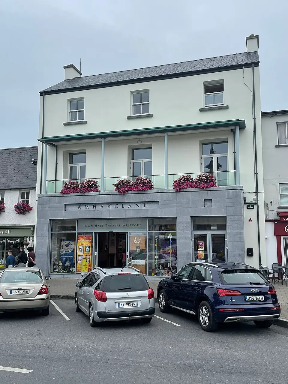 Image: LAS30a · CC BY-SA 4.0 Westport Town Hall Theatre