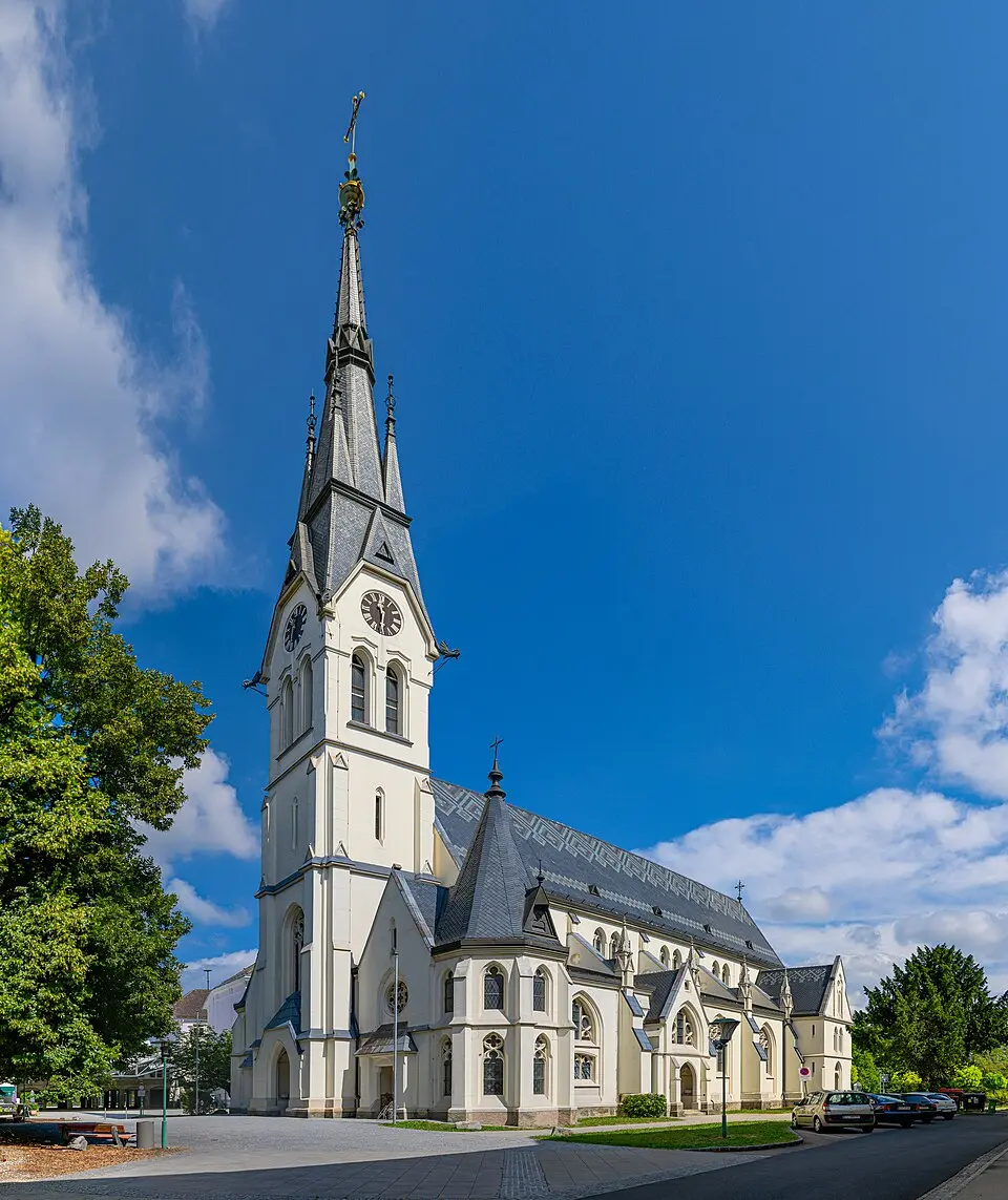 Stadtpfarrkirche Traun