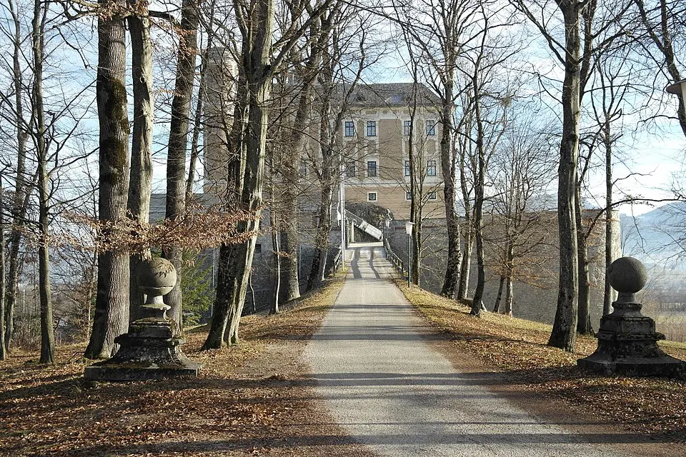 Zufahrtsflankierung