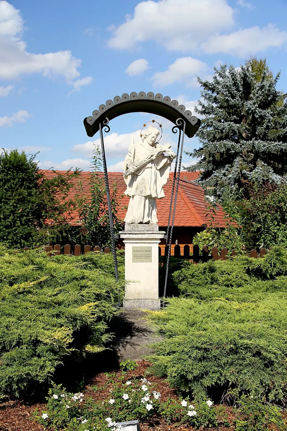 Obrázok: C.Stadler/Bwag · CC BY-SA 3.0 AT Figur hl. Johannes Nepomuk