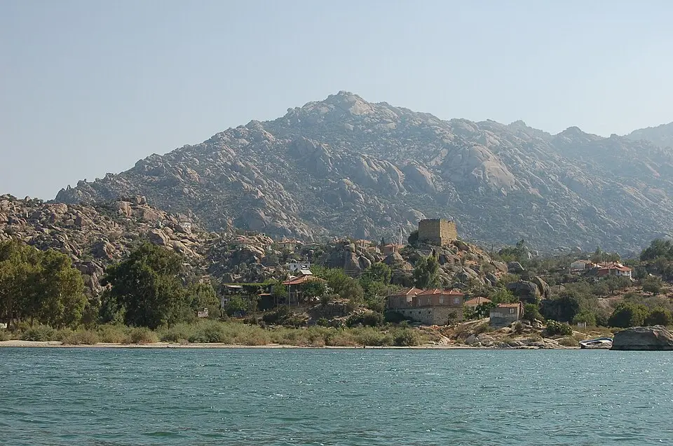 Beşparmak Dağları