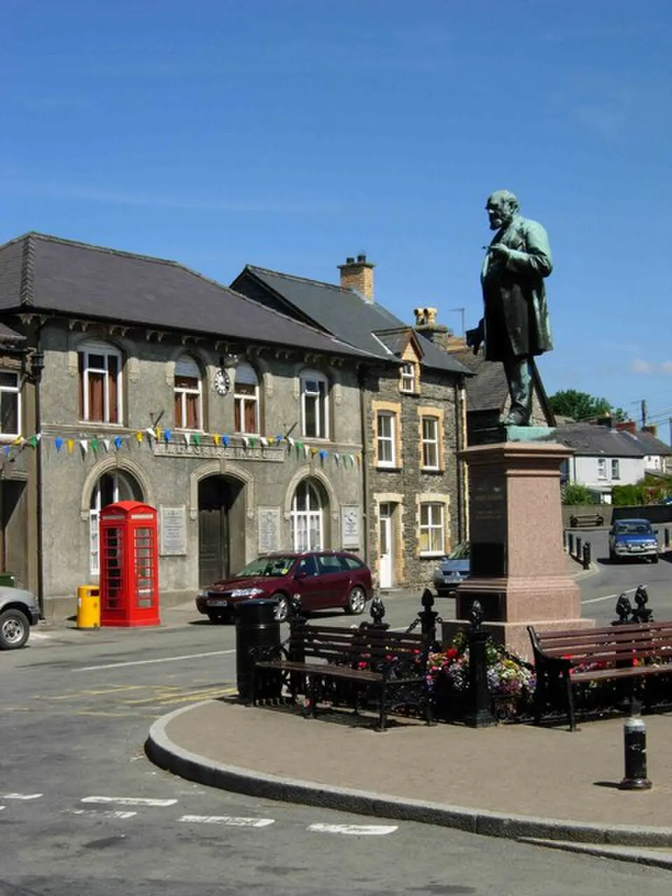 Image: Stephen McKay · CC BY-SA 2.0 Tregaron