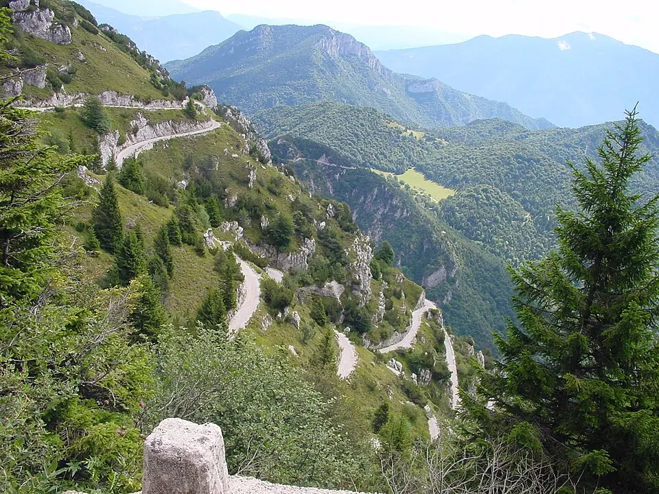 Tremalzo Pass