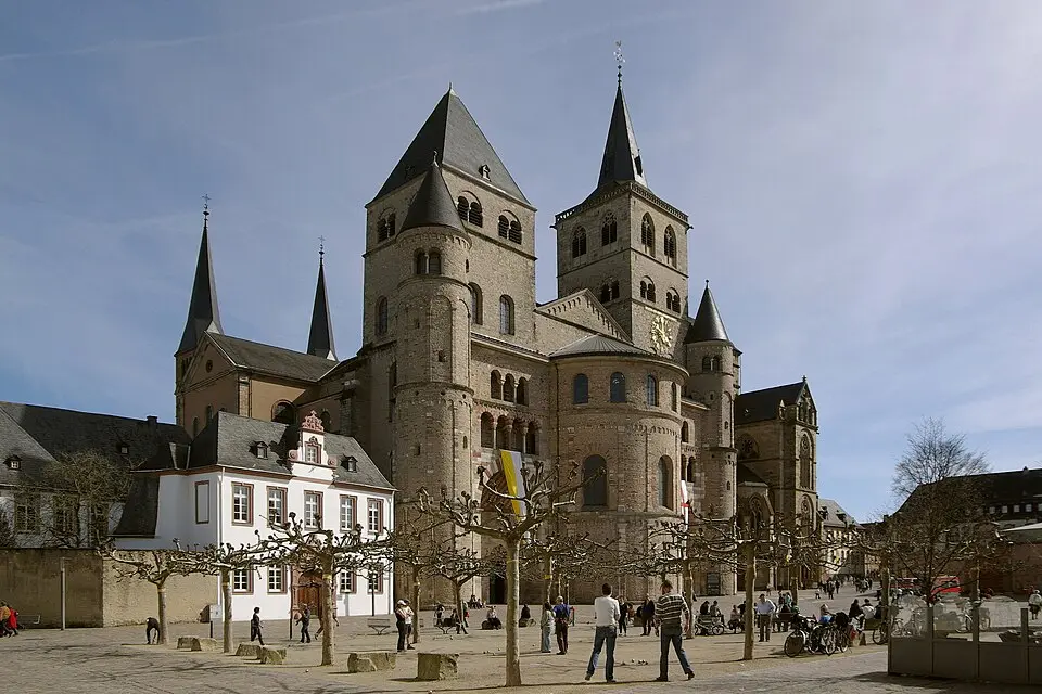 Obrázok: Berthold Werner · CC BY-SA 3.0 Römische Baudenkmäler, Dom und Liebfrauenkirche in Trier