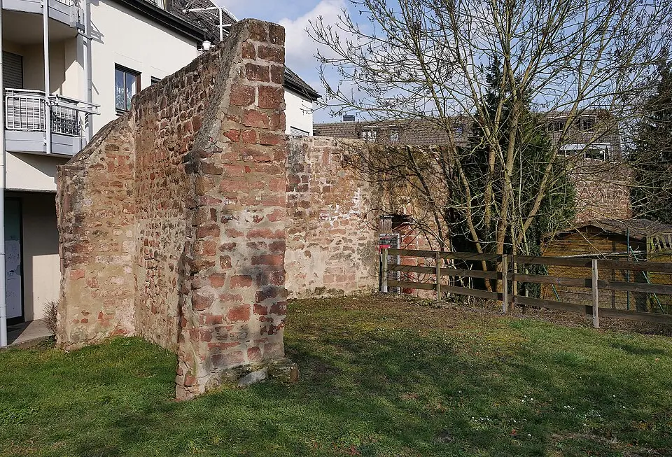 Image: Helge Klaus Rieder · CC0 Stadtbefestigung Ehrang