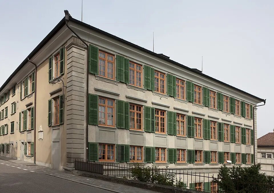 Obrázok: Roland Zumbuehl · CC BY-SA 3.0 Fünfeckpalast