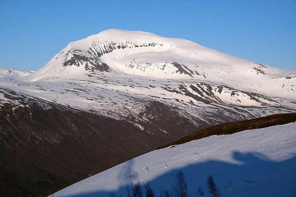 Tromsdalstinden