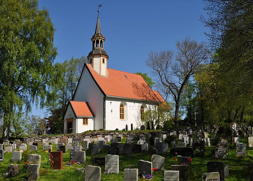 Lade kirke