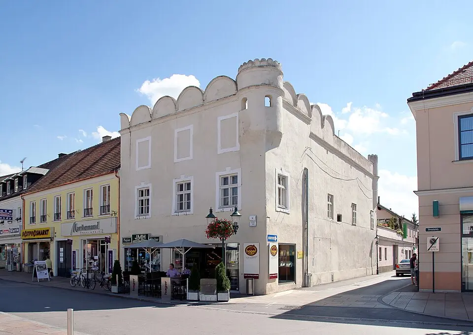 Image: C.Stadler/Bwag · CC BY-SA 3.0 AT Wohn- und Geschäftshaus, ehem. Babenbergerhof
