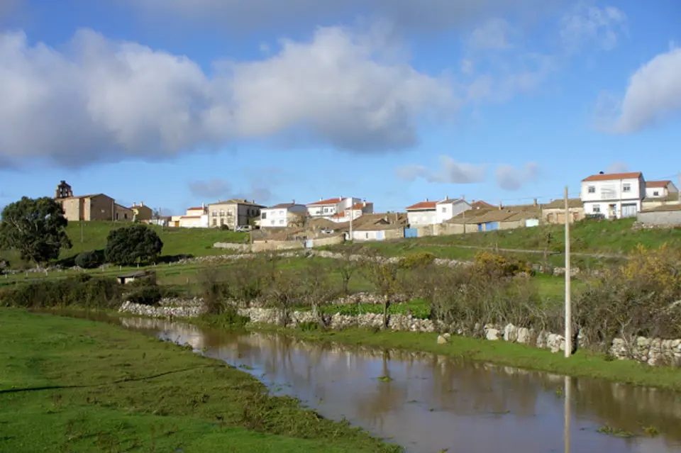 Image: Javitomad (talk · contribs) · Public domain Buenamadre
