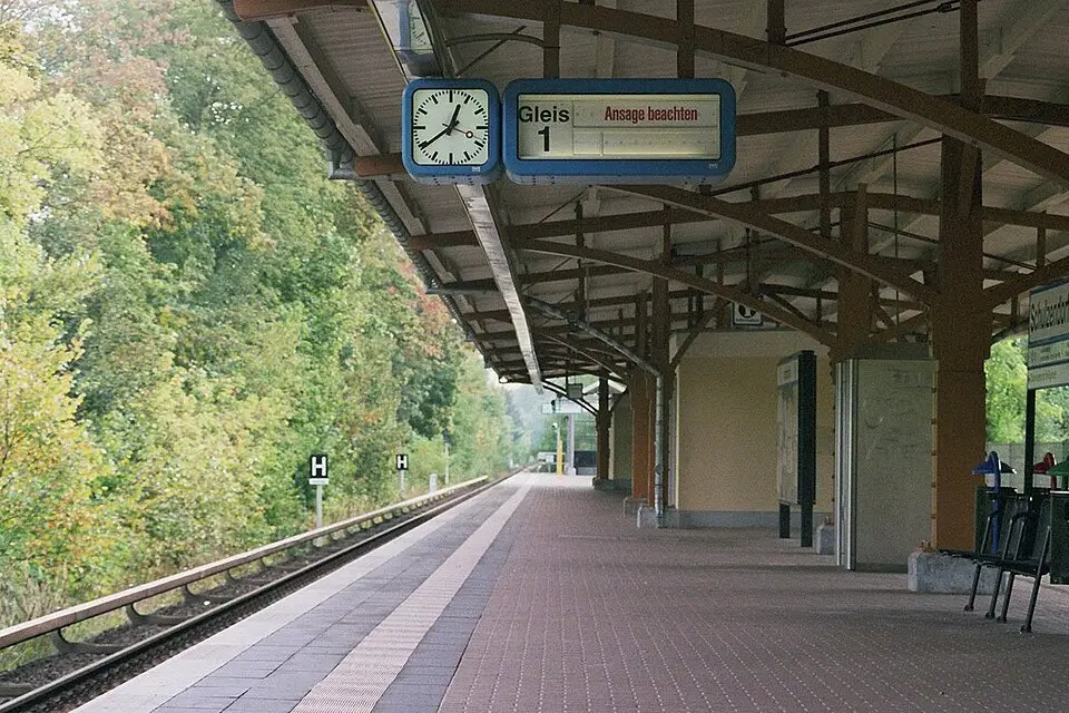 Bahnhof Berlin-Schulzendorf