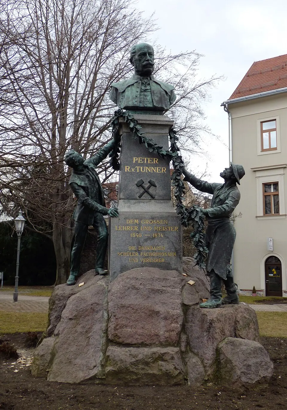 Denkmäler im Postpark