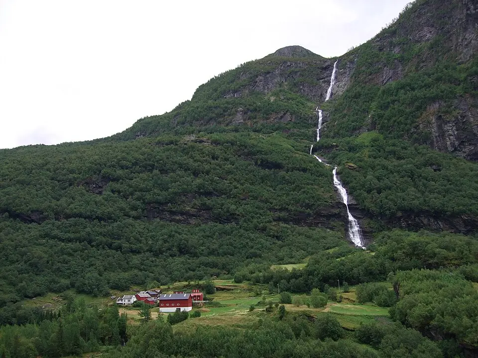 Tunshellefossen