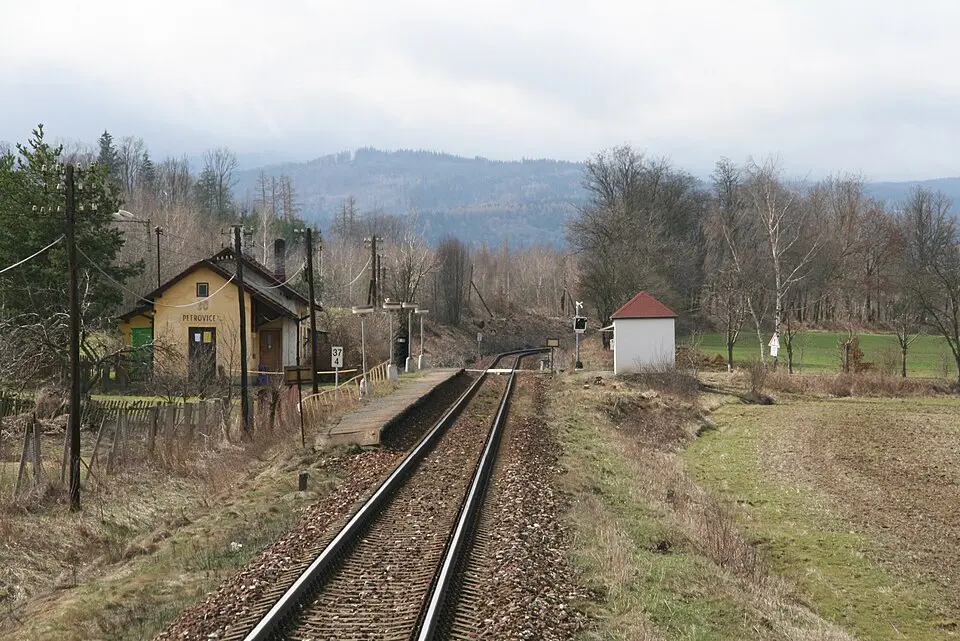 Image: Niederkasseler · CC BY-SA 3.0 Petrovice nad Úhlavou