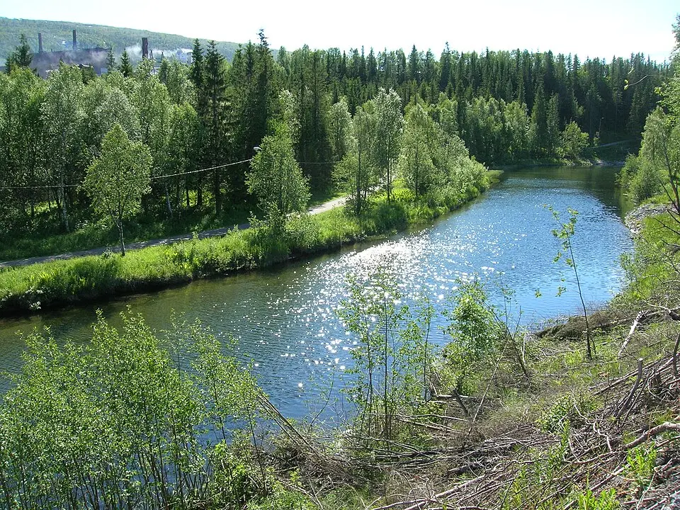 Tverråga
