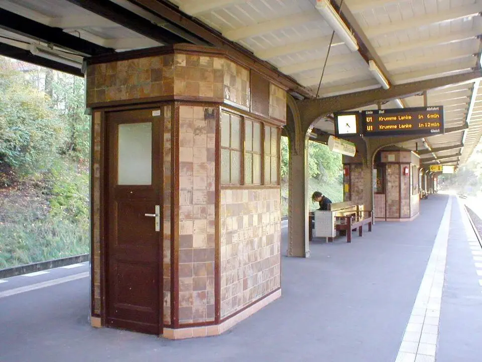 U-Bahnhof Podbielskiallee