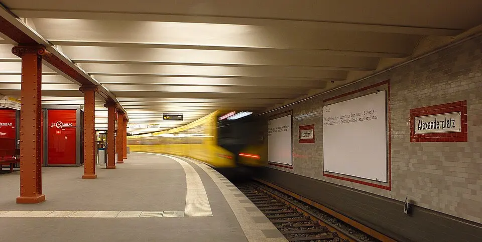 Image: Phaeton1 · CC BY-SA 3.0 Alexanderplatz