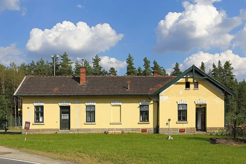 Aufnahmsgebäude des Bahnhofs Neu Nagelberg